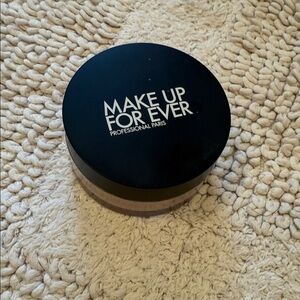 Makeup Forever Setting Powder with Black Lid